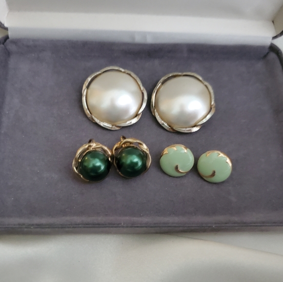 Vintage Earrings Lot, Wholesale Vintage Jewelry Clip on, Pierced, Estate Jewelry - Picture 2 of 9